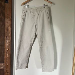 Outdoor Voices RecTrek Pant size small in offwhite